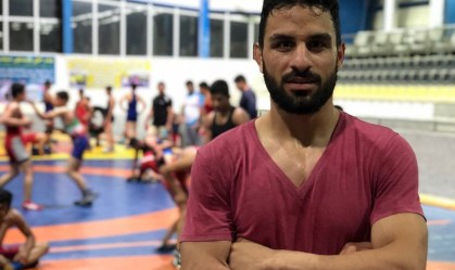 Apesar de pressão internacional, lutador de 27 anos é morto pelo governo do Irã