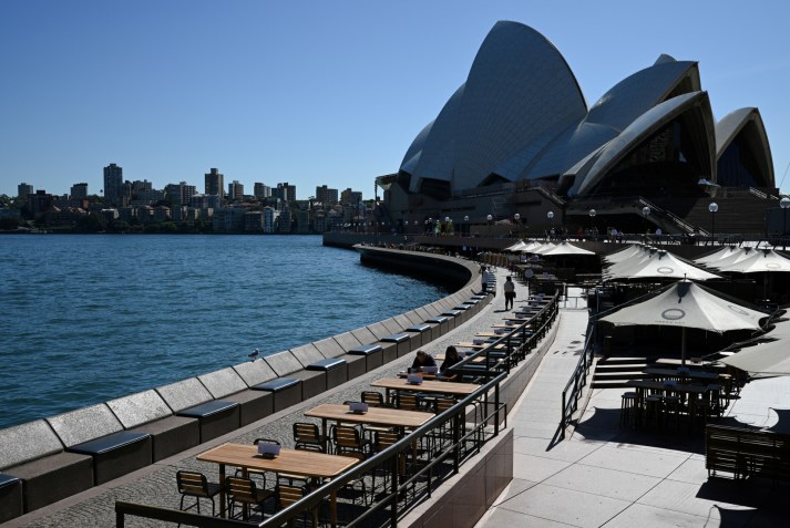 Restaurante próximo ao Sydney Opera House, na Austrália / Foto: Loren Elliott - 18.mar.2020/ Reuters