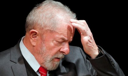 Lula vai à Segunda Turma do STF para travar ação do tríplex
