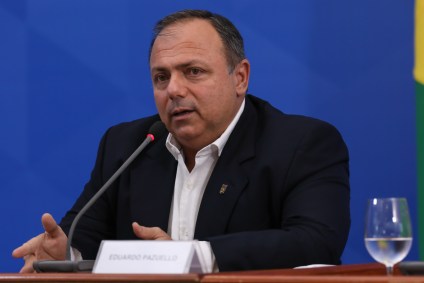 Eduardo Pazuello durante coletiva do Ministério da Saúde