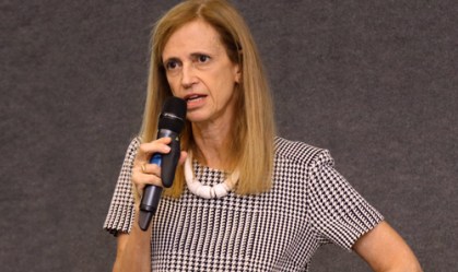 'Educação não é terreno para guerra ideológica', diz ex-ministra