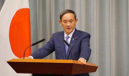 Yoshihide Suga é eleito novo premiê do Japão, em sucessão a Shinzo Abe