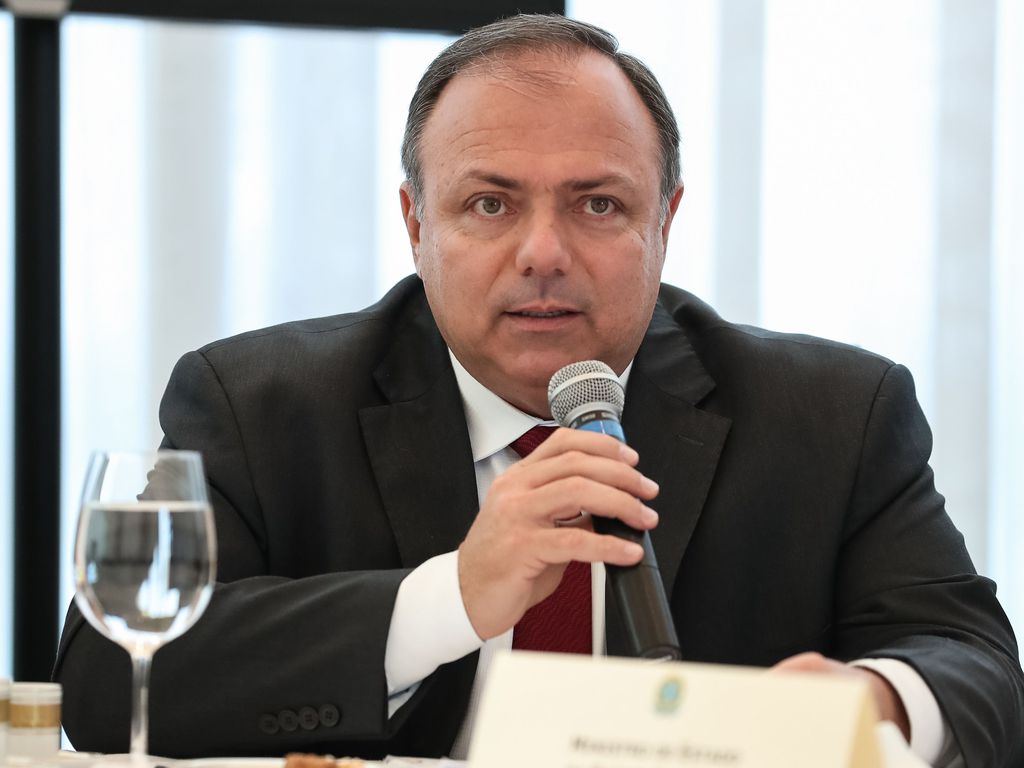 Efetivado no Ministério da Saúde, Pazuello quer mais proximidade com população