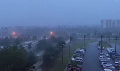 EUA: reduzido de furacão para tempestade, Sally causa 'enchentes históricas'