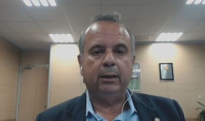 Ministro espera que período de chuvas ajude a conter incêndios no Pantanal