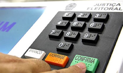 Eleições 2020: Número de candidatos negros supera o de brancos, segundo TSE