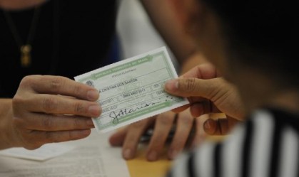 Eleitor gaúcho tem até esta quinta-feira (23) para regularizar ou transferir título