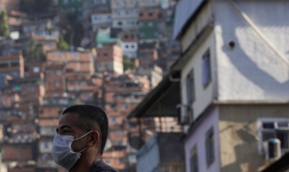 Justiça do RJ intima ministro da Saúde a detalhar plano contra COVID-19