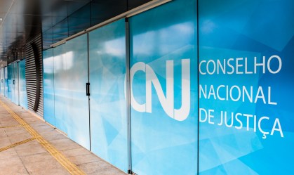 Poder Judiciário suspende prazos processuais até 30 de abril