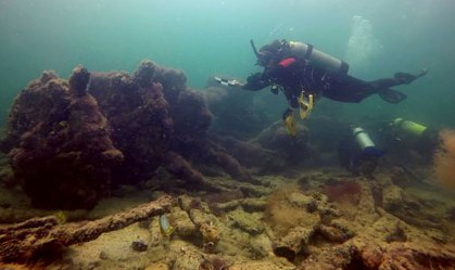 Arqueólogos mexicanos identificam navio naufragado que levava escravos maias