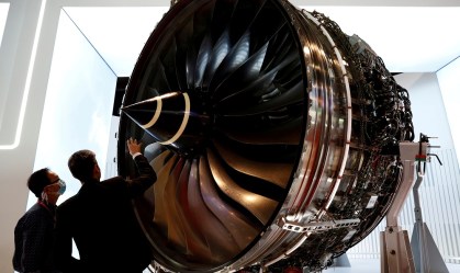 Rolls-Royce planeja captar cerca de US$ 3,2 bilhões com investidores, diz jornal