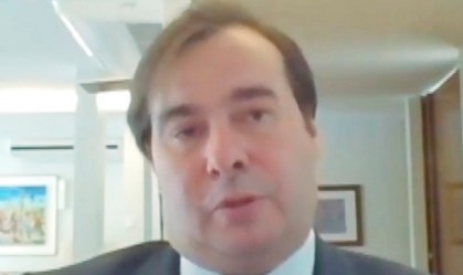 Autoridades ‘não têm a opção de negligenciar’, diz Maia sobre queimadas