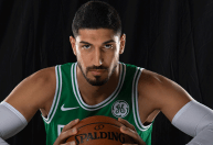 China suspende transmissão de jogos do Celtics na NBA após postagens de atleta