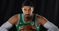 Ex-jogadores da NBA que se declararam trans são barrados da liga feminina