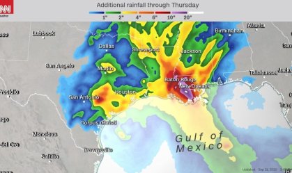 EUA: Tempestade tropical Beta toca solo no Texas com ventos de 72 km/h