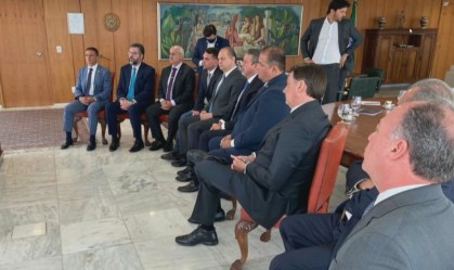 Guedes se reúne com líderes Centrão e do Governo para discutir pauta econômica