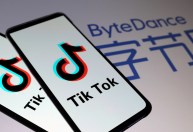 Membro de regulador dos EUA quer que Apple e Google removam TikTok de lojas de app