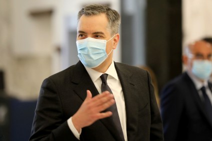 Mustapha Adib, designado premiê do Líbano em agosto, renunciou neste sábado (26)