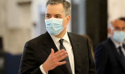 Primeiro-ministro do Líbano renuncia após impasse na formação de governo