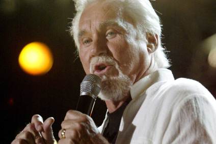 Kenny Rogers em apresentação em Nashville, Tennessee 