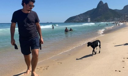 'Ovelha de Ipanema' vira sensação e ganha fãs no Rio de Janeiro