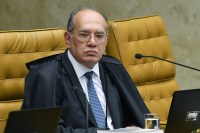 Gilmar: processos no STF "seguirão seu rumo" se PEC da Blindagem avançar