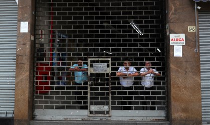 Governo deve anunciar novas medidas emergenciais para setores específicos
