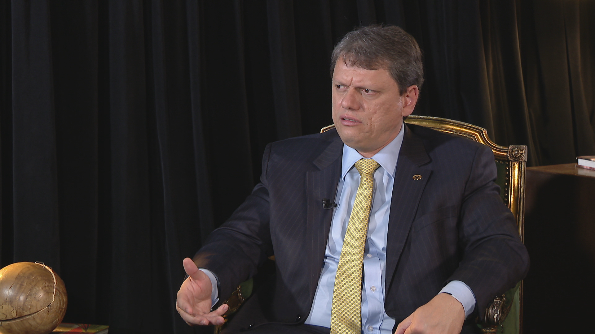 O ministro da Infraestrutura, Tarcísio Gomes de Freitas, em entrevista à CNN