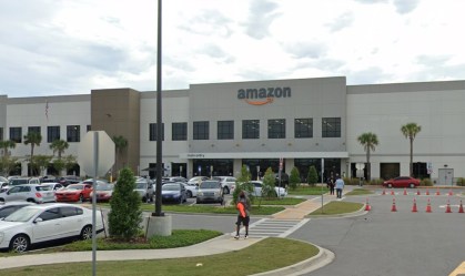 Ataque a tiros em unidade da Amazon na Flórida deixa ao menos um morto