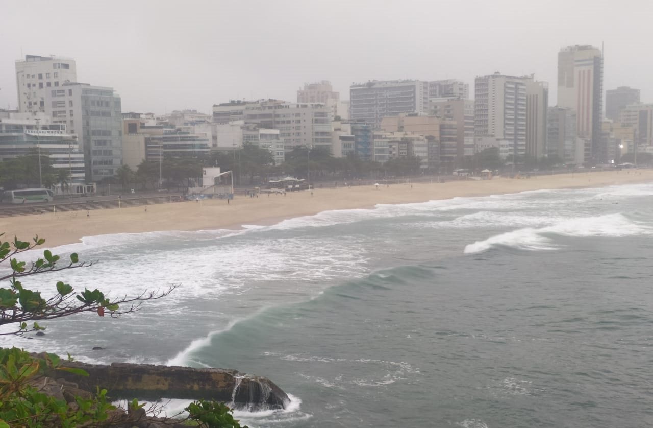 15895_00E782CAE74841D0-2.jpg