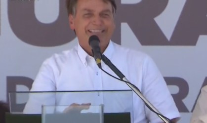 Bolsonaro inaugura trecho de obra de abastecimento no sertão de Pernambuco