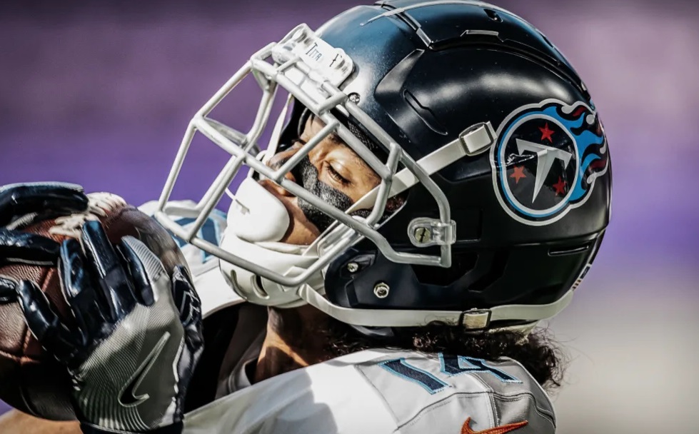 O jogador do Tennessee Titans, Kalif Raymond, em jogo pela NFL em 27 de setembro