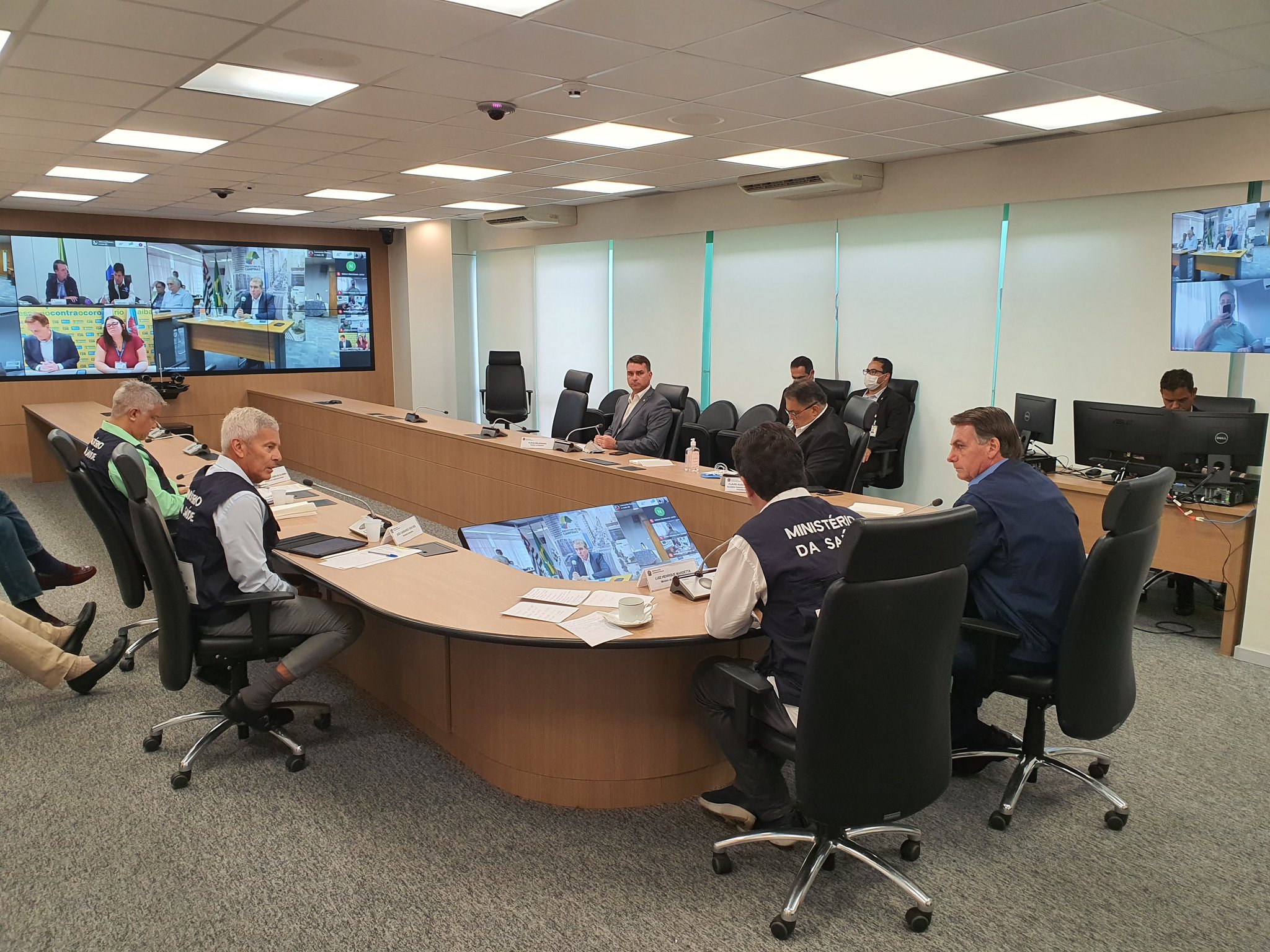 Bolsonaro reunião prefeitos