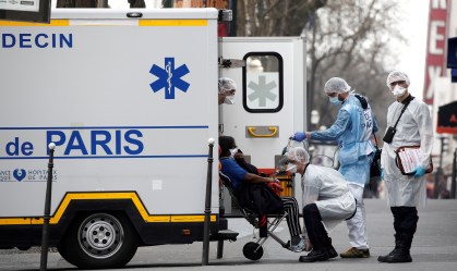 França registra primeira morte de médico por coronavírus