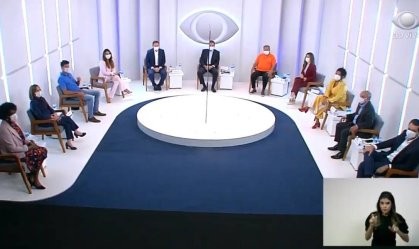Prefeito e ex-prefeito do Rio são alvos em primeiro debate