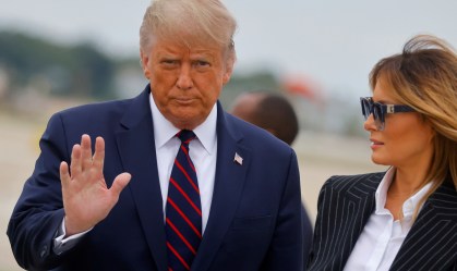 O presidente dos EUA, Donald Trump, e a primeira-dama, Melania, em Cleveland