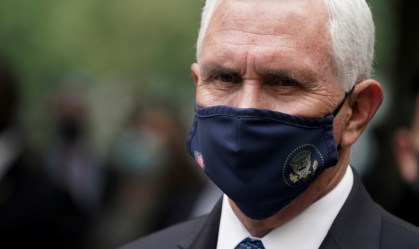 Pence se prepara para debate, apesar da pequena chance de mudar disputa nos EUA