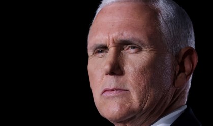 Vice de Trump não diz se votará no ex-presidente em caso de nova candidatura