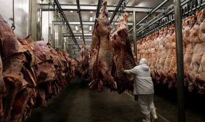 Marfrig, de olho em hambúrgueres, compra produtora argentina de carne