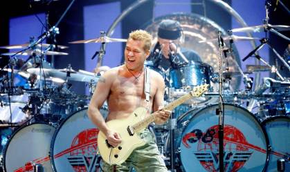 Van Halen achou que ninguém ouviria música com Michael Jackson; relembre