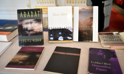 Quem é Louise Glück e quais as principais obras da poetisa