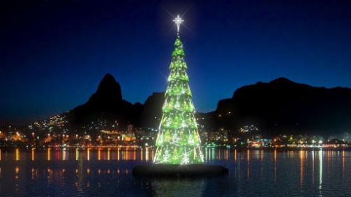 Árvore de Natal da Lagoa Rodrigo de Freitas, no Rio de Janeiro