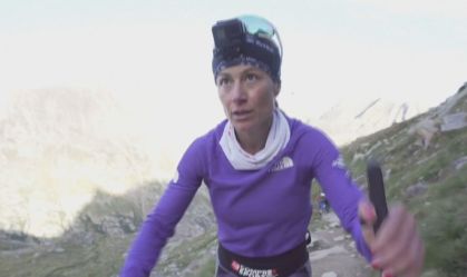 Brasileira bate recorde mundial ao escalar duas montanhas no mesmo dia nos Alpes