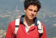 Mãe do “santo millennial” diz que jovem era uma &amp;quot;criança comum&amp;quot;