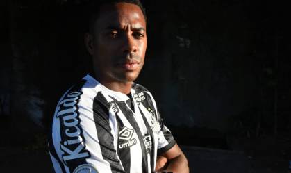 Itália emite mandado de prisão internacional para Robinho