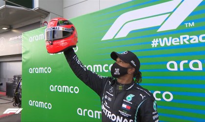 Hamilton vence GP de Eifel e iguala recorde de Schumacher