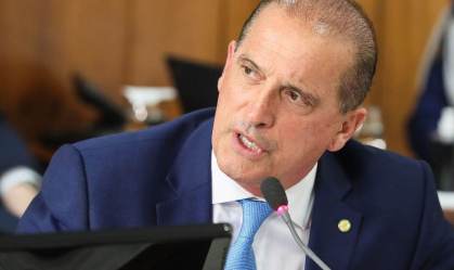 Atividade econômica tem de ser retomada no Brasil, diz Onyx Lorenzoni