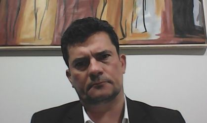 Moro pede revogação de regra citada ao libertar André do Rap