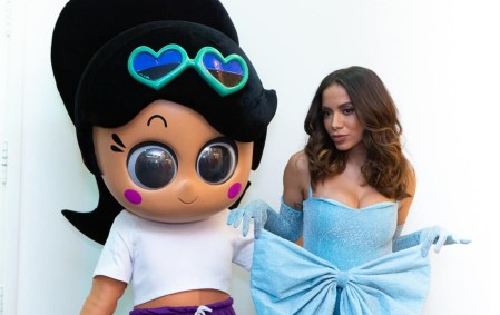 Cantora Anitta