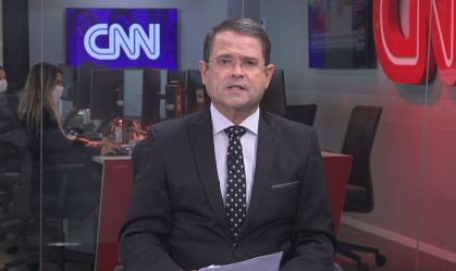 Paulo Guedes está cedendo para não perder muito e sobreviver, diz Sidney Rezende